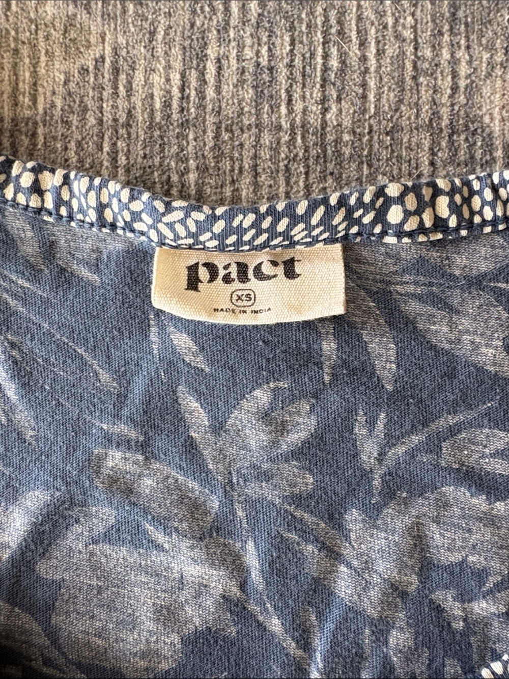 Pact Women's Organic Staycation Sleep Set - Top XS Bottom S - Picture 2 of 7